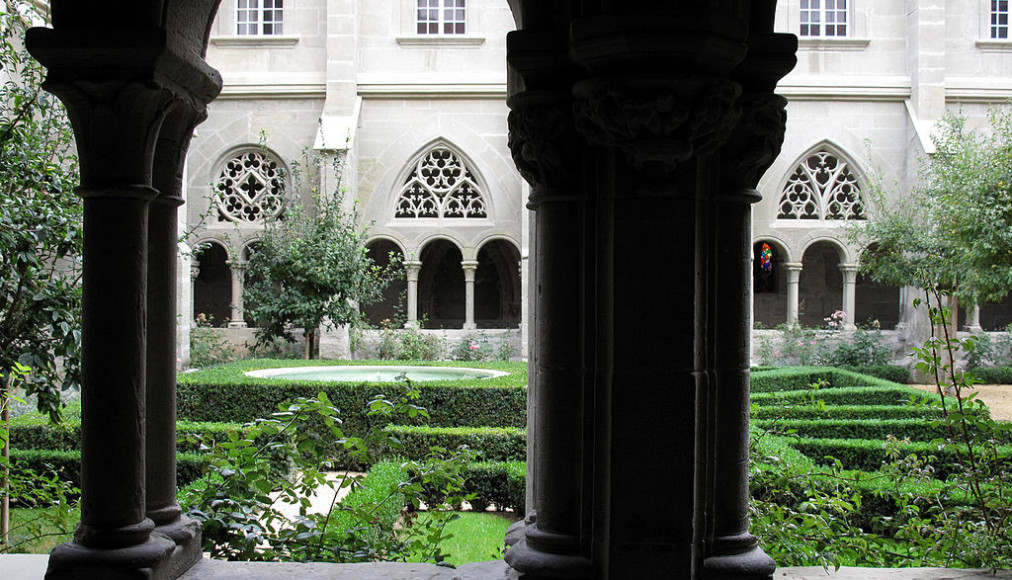Cloître de l'Abbaye d'Hauterive Cloître de l'Abbaye d'Hauterive / ©Archipat, CC BY-SA 3.0 Wikimedia Commons