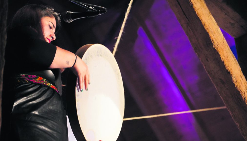 «Mots et merveilles après la route», spectacle écrit par Valérie Despont, mis en scène par Daniel Carel «Mots et merveilles après la route», spectacle écrit par Valérie Despont, mis en scène par Daniel Carel / ©DR
